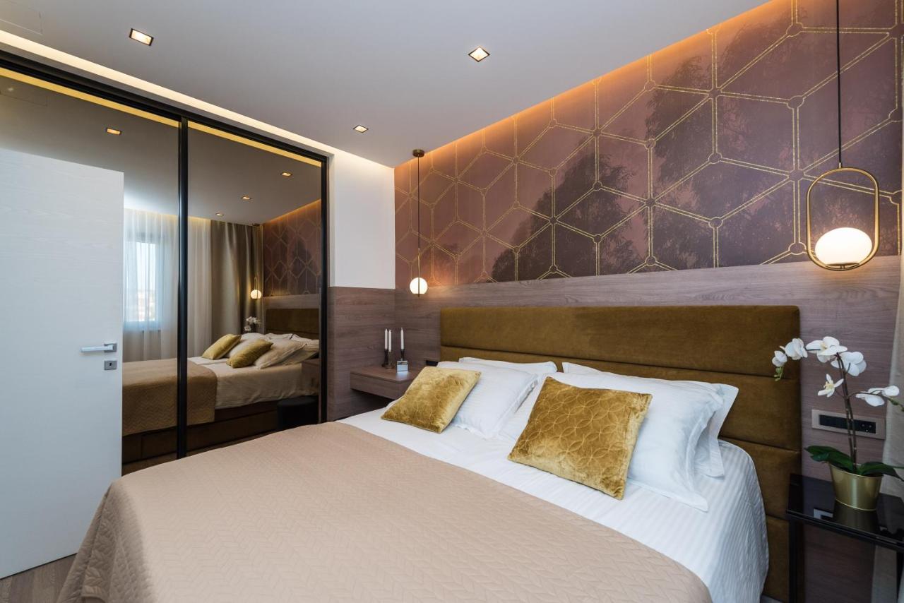 Green Sky Luxury Penthouse Apartment 扎达尔 外观 照片
