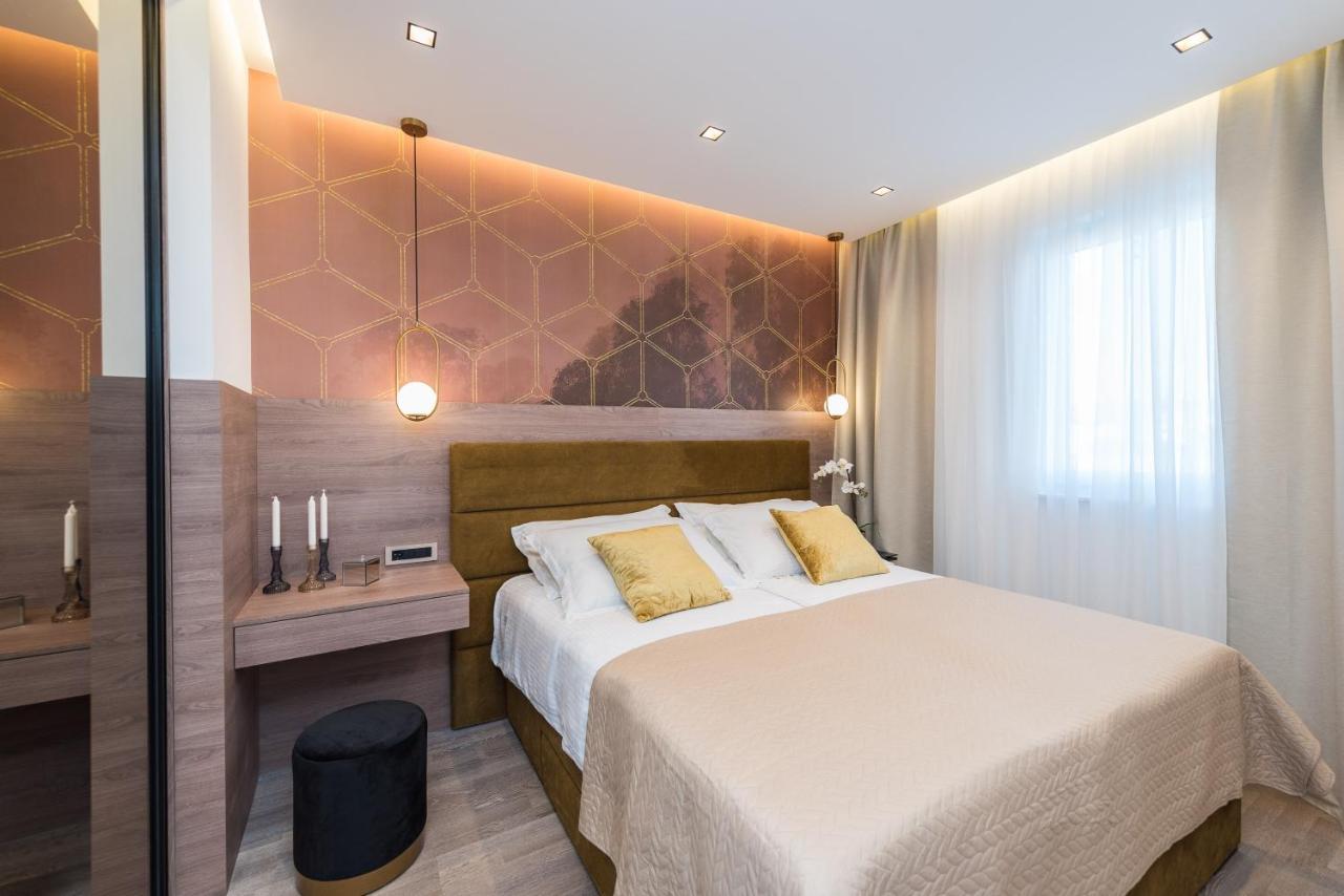 Green Sky Luxury Penthouse Apartment 扎达尔 外观 照片