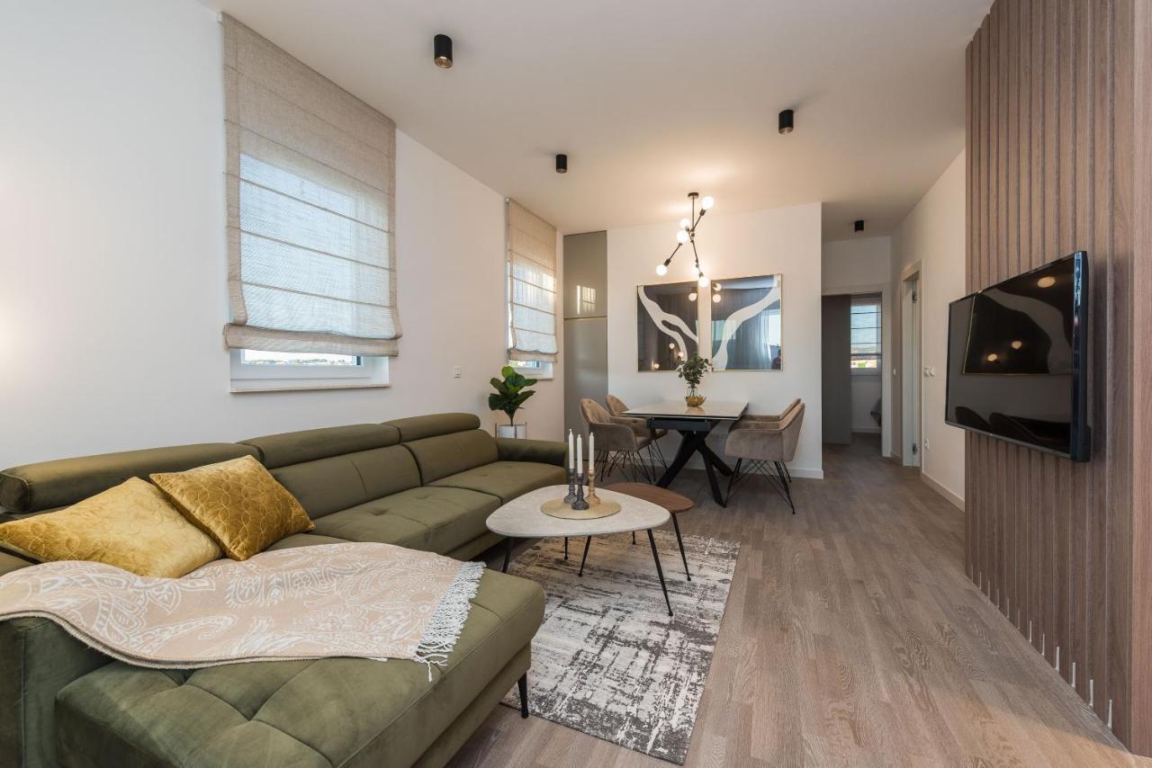 Green Sky Luxury Penthouse Apartment 扎达尔 外观 照片