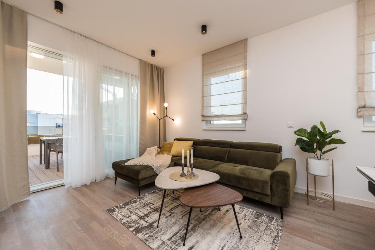 Green Sky Luxury Penthouse Apartment 扎达尔 外观 照片