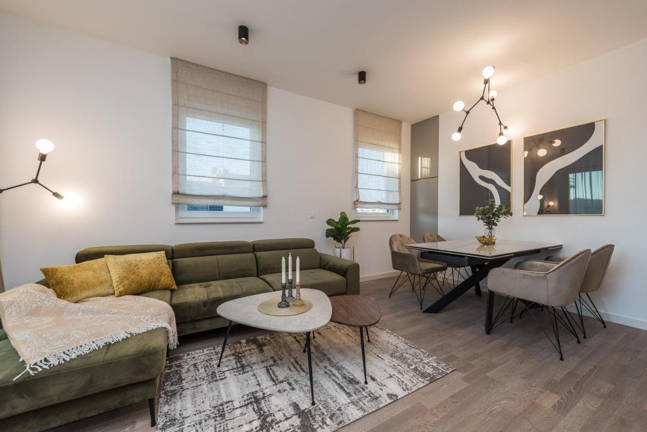 Green Sky Luxury Penthouse Apartment 扎达尔 外观 照片